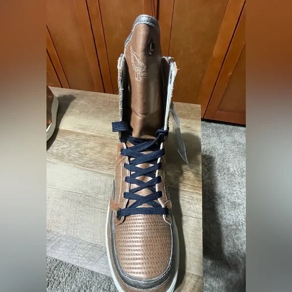 Robin jeans copper sneaker size 10 men no box like new condition